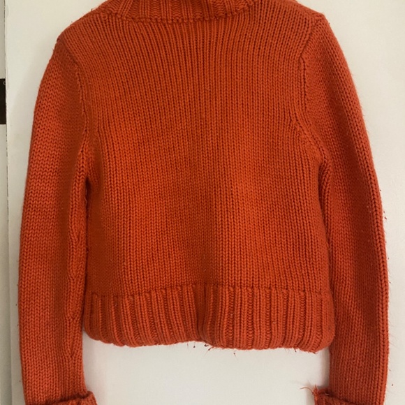 Orange sweater with faux fur inside - Picture 4 of 4